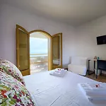Il Varo A Mare 4*