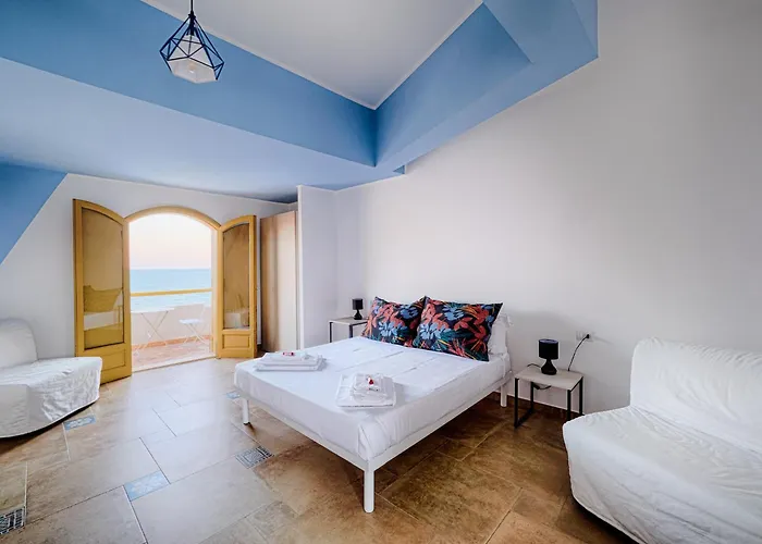 Il Varo A Mare Пунта-Браччетто