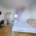 فندق مبيت وإفطار Il Varo A Mare بونتا بروتْشّيتّو