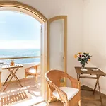 Il Varo A Mare Bed & Breakfast