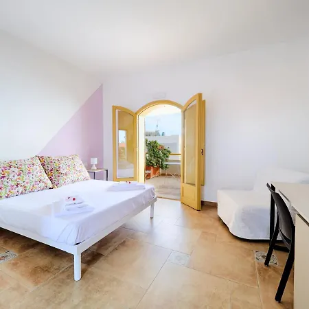 Il Varo A Mare Bed & Breakfast Punta Braccetto