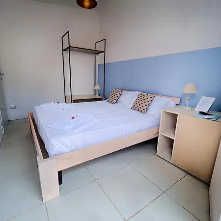 Il Varo A Mare Bed & Breakfast Punta Braccetto