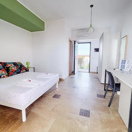 Il Varo A Mare Bed & Breakfast