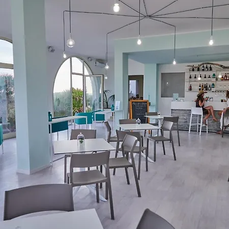 Il Varo A Mare Bed & Breakfast