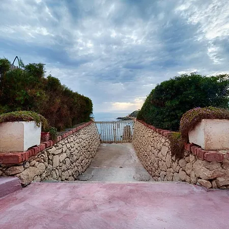 Il Varo A Mare 4*