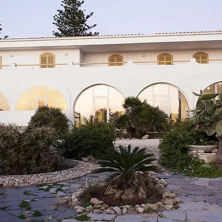 Il Varo A Mare Bed & Breakfast Punta Braccetto