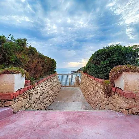 Il Varo A Mare فندق مبيت وإفطار 4*