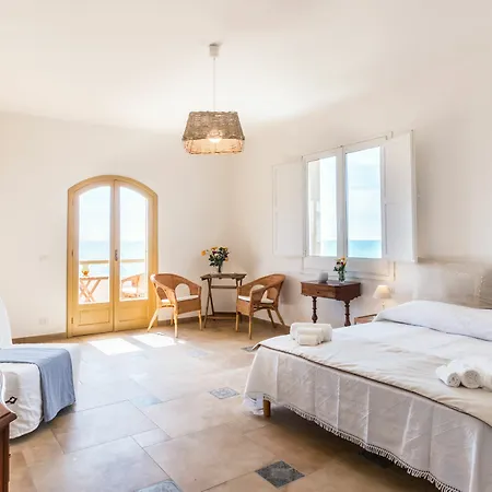 Il Varo A Mare Bed & Breakfast