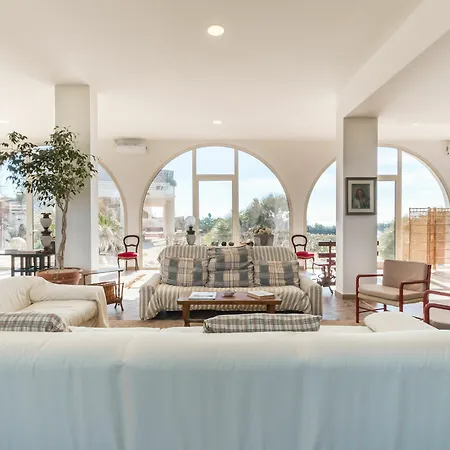 فندق مبيت وإفطار Il Varo A Mare 4*