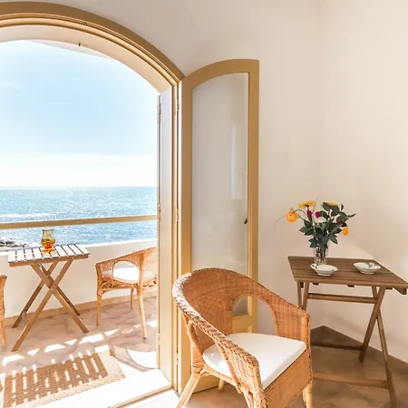 Il Varo A Mare Bed & Breakfast